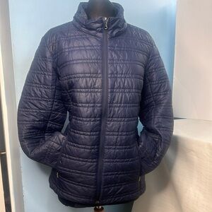 Athleta PINNACLE 3-IN-1 JACKET this listing is for the inner Puffer Jacket only.